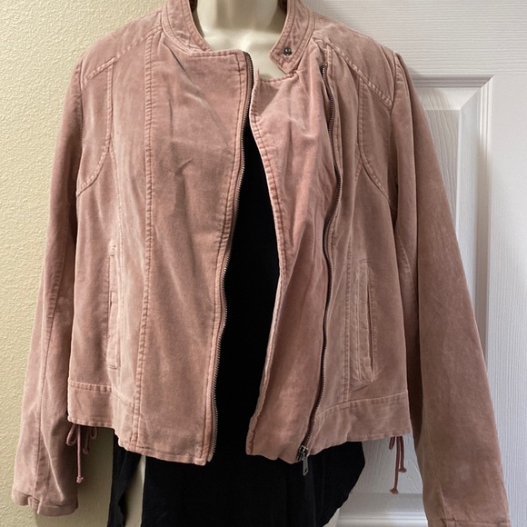NWT Maurices brand suede jacket. A very pretty mauve color in size small. - Picture 1 of 4